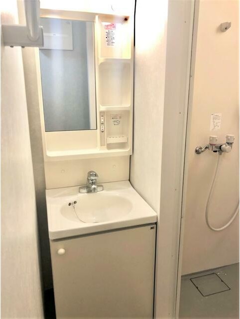 洗面設備　身支度に欠かせない独立洗面台♪