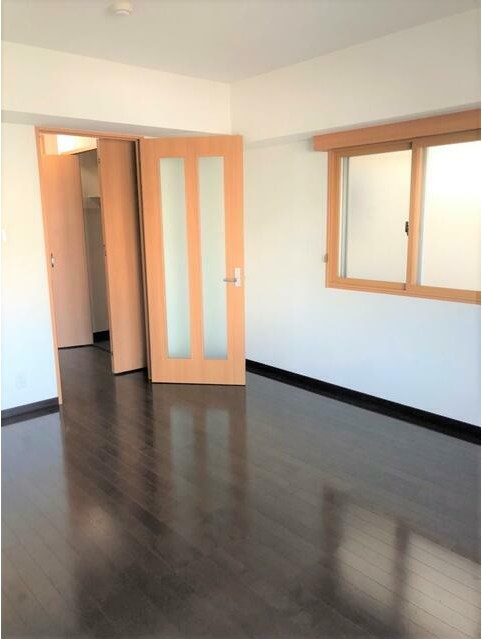 居室・リビング　使いやすい形の為、レイアウトを楽しめます♪