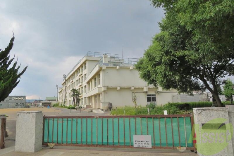 小学校　仙台市立袋原小学校（小学校）まで727m