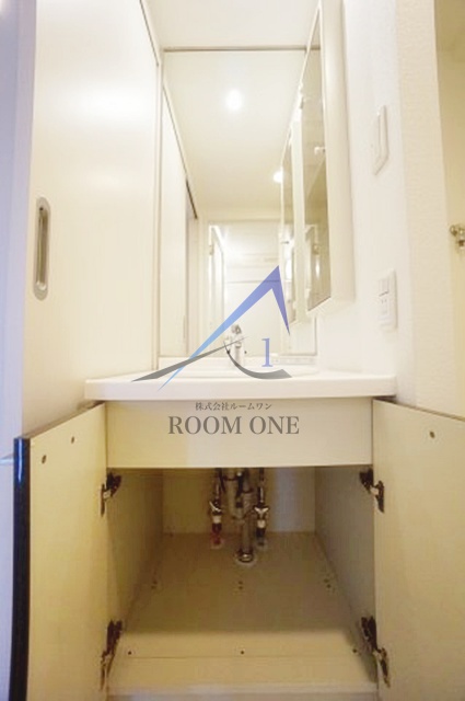 洗面設備　洗面台です。