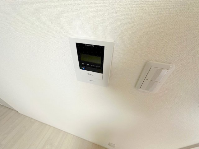 セキュリティ　インターホンで突然の来訪者を事前にチェック