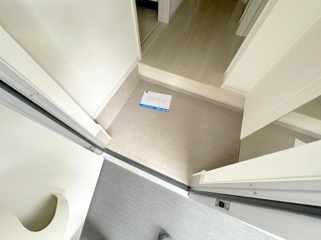 玄関　落ち着いたおしゃれな玄関です。