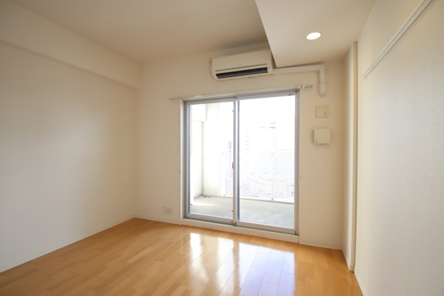 居室・リビング　※別室の参考写真の為、現況優先です。