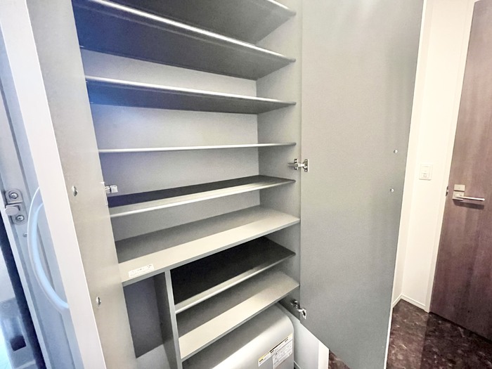 収納　シューズボックス