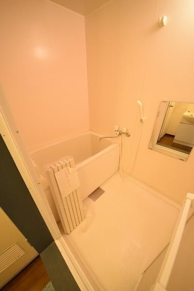 バス・シャワールーム　☆一日の疲れを取る癒しの空間☆