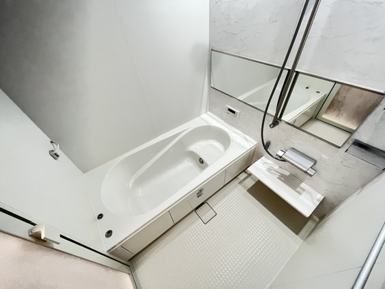 バス・シャワールーム　※別部屋の写真です