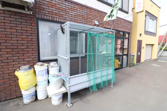 その他共有部分　専用ゴミ置き場♪