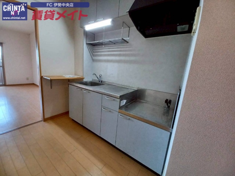 キッチン　同型参考写真