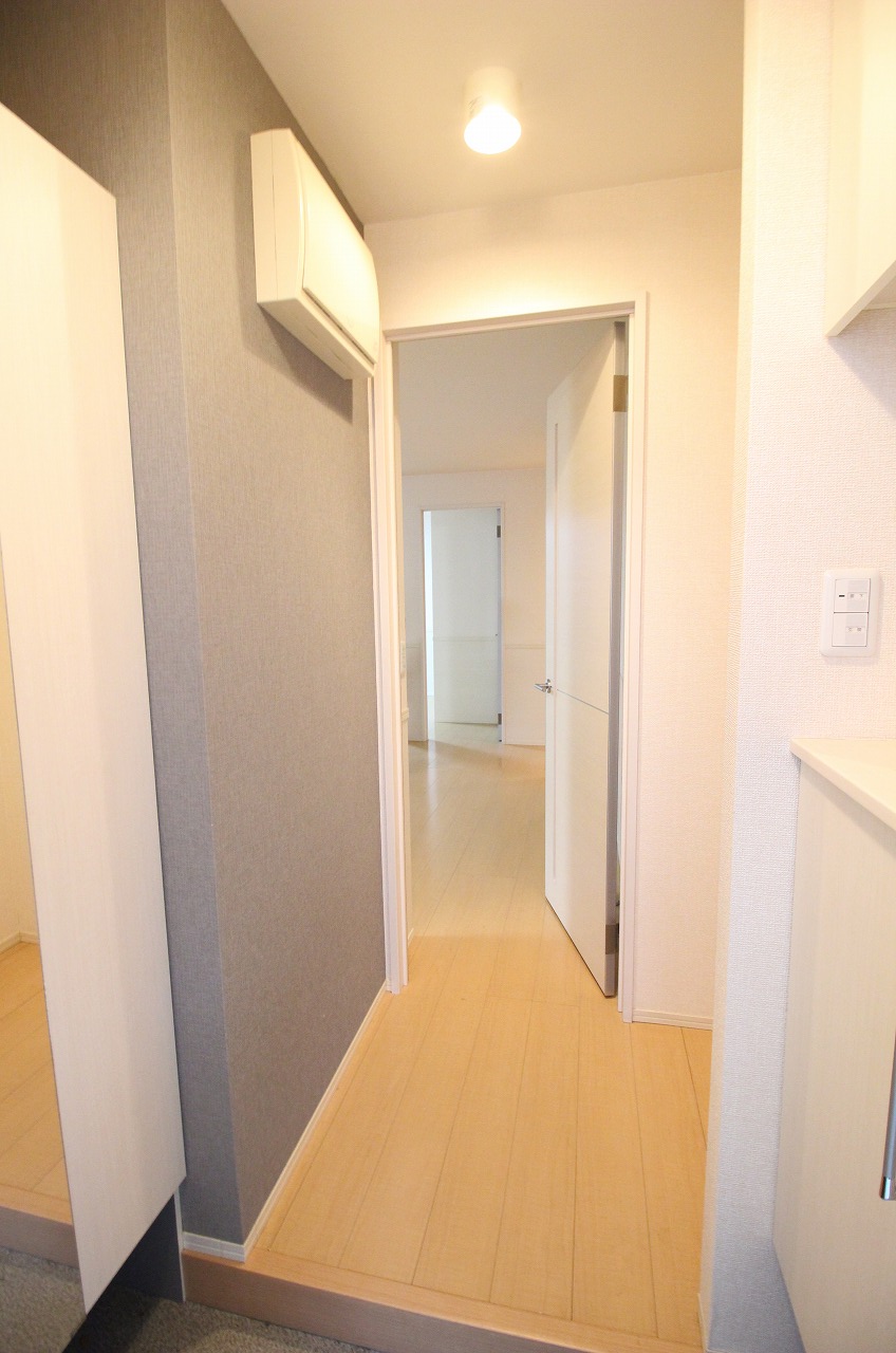 玄関　別の部屋の写真です