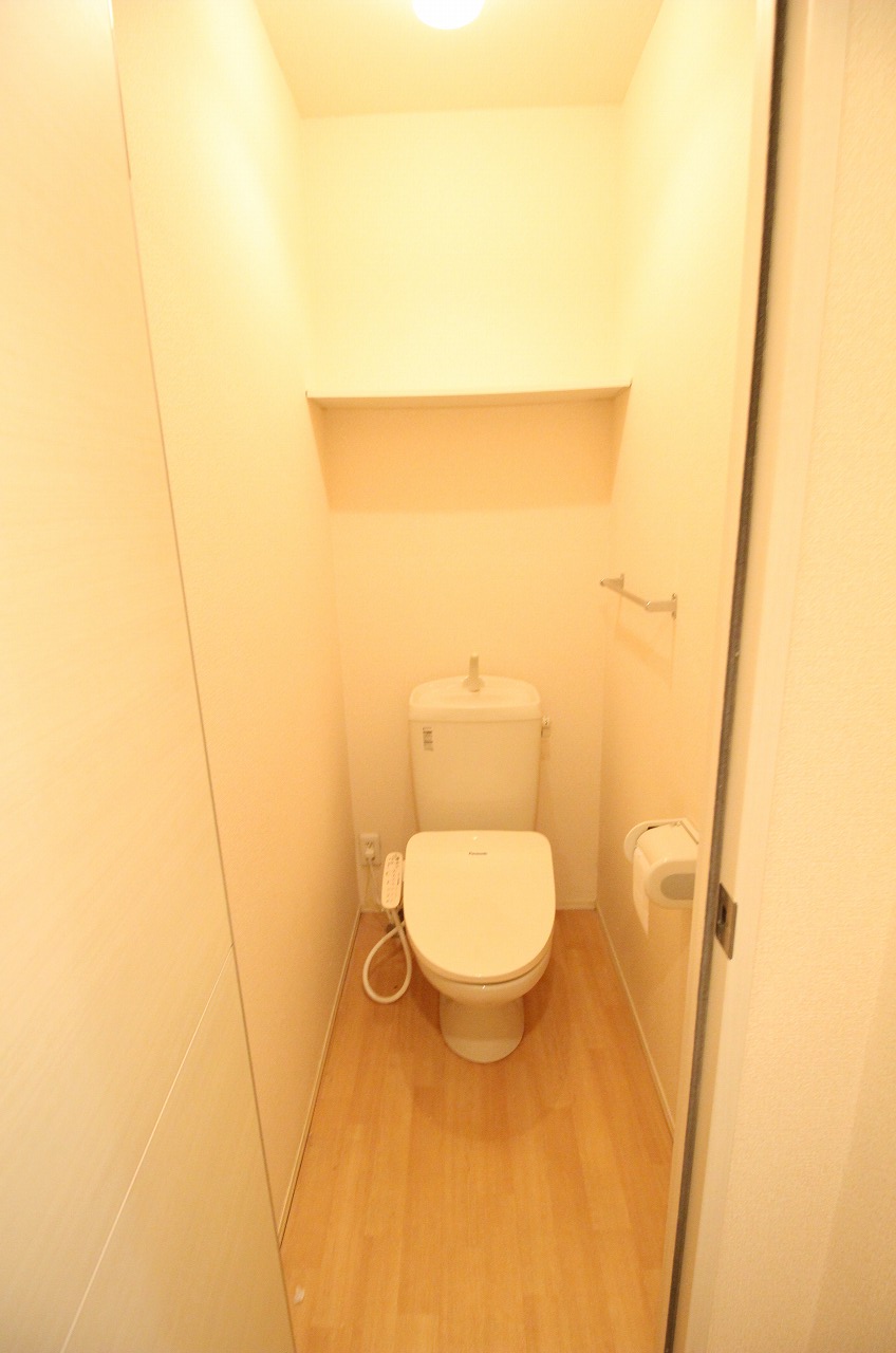 トイレ　別の部屋の写真です