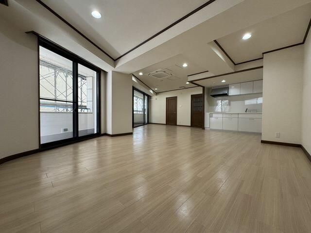 居室・リビング　別タイプ部屋　参考写真です