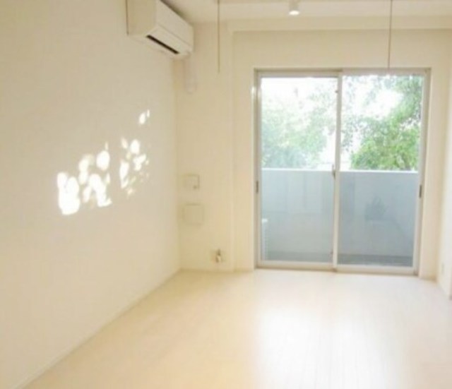 居室・リビング　別部屋同仕様タイプ