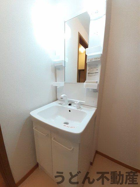 洗面設備　うどん県のお部屋探しはうどん不動産へ うどんちゃんとLINE