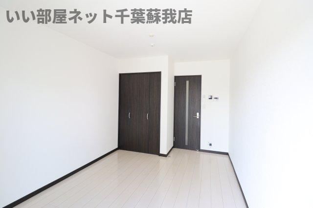 その他部屋・スペース　使い勝手のいい寝室です