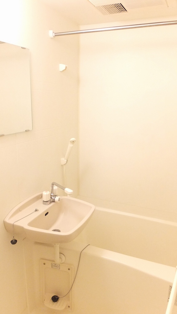 バス・シャワールーム　浴室喚起乾燥機能付き