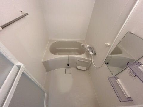 バス・シャワールーム　お風呂で日々の疲れを落としましょう