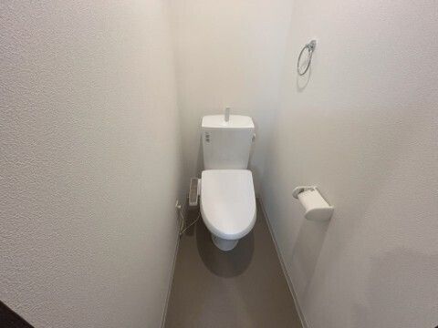 トイレ　トイレもきれいです