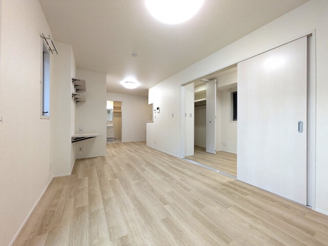 居室・リビング　※建築施工中の写真となります。