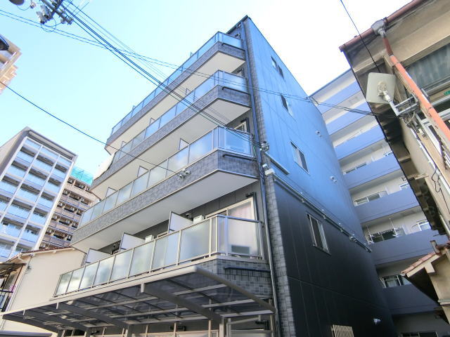 建物外観　2017年築　まだまだきれいですよ