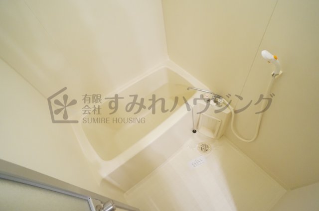バス・シャワールーム　参考、同建物・反転間取りの号室