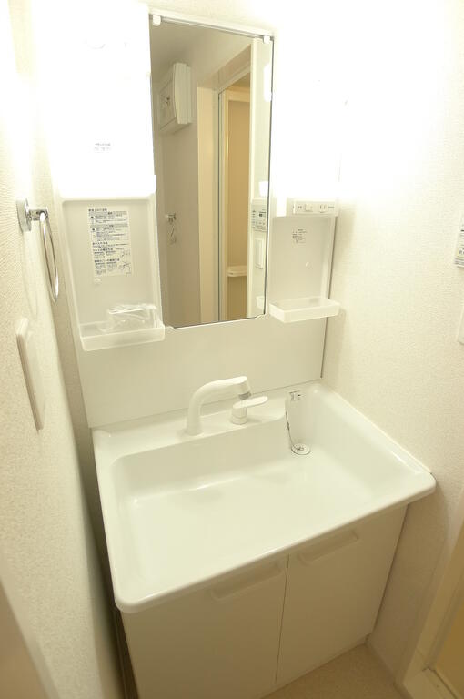 洗面設備　（写真は同施工会社モデル）