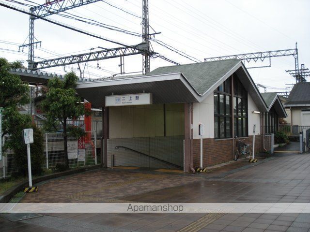 コンビニ　ファミリーマート　香芝下田西店（コンビニ）まで698m
