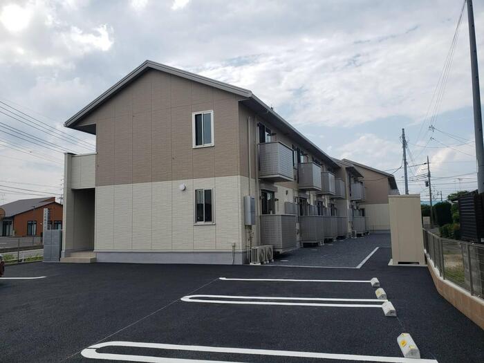 建物外観　建物外観を気になさる方へ、見た目の良い物件です
