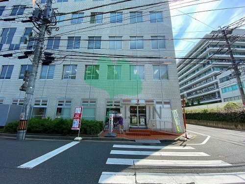 コンビニ　セブンイレブン 博多中比恵公園前店（コンビニ）まで110m