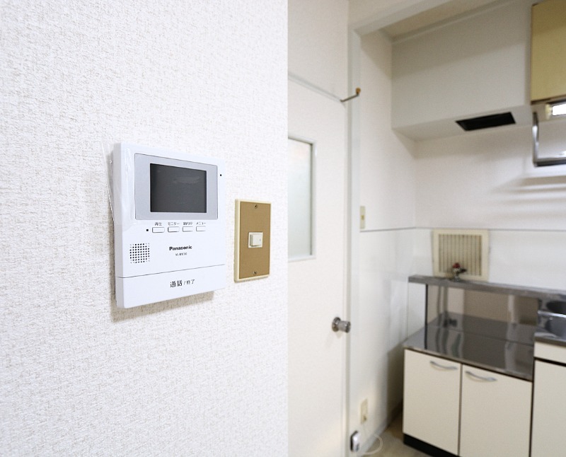 セキュリティ　モニターフォンで来客も安心です