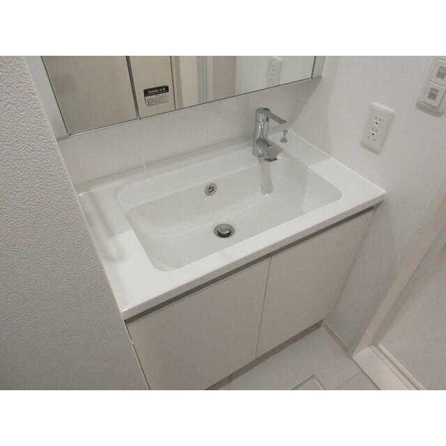 洗面設備　忙しい朝には欠かせない洗面所です