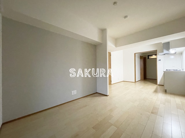 居室・リビング　開放感のあるゆったりとしたお部屋です♪