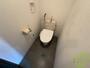 トイレ　こちらはトイレです。清潔感があり、安心して使用できます。