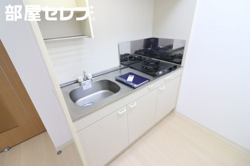 キッチン　２口ガスコンロのシステムキッチンです