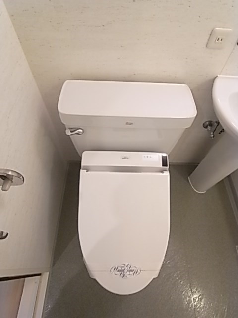 トイレ　清潔感のあるトイレです