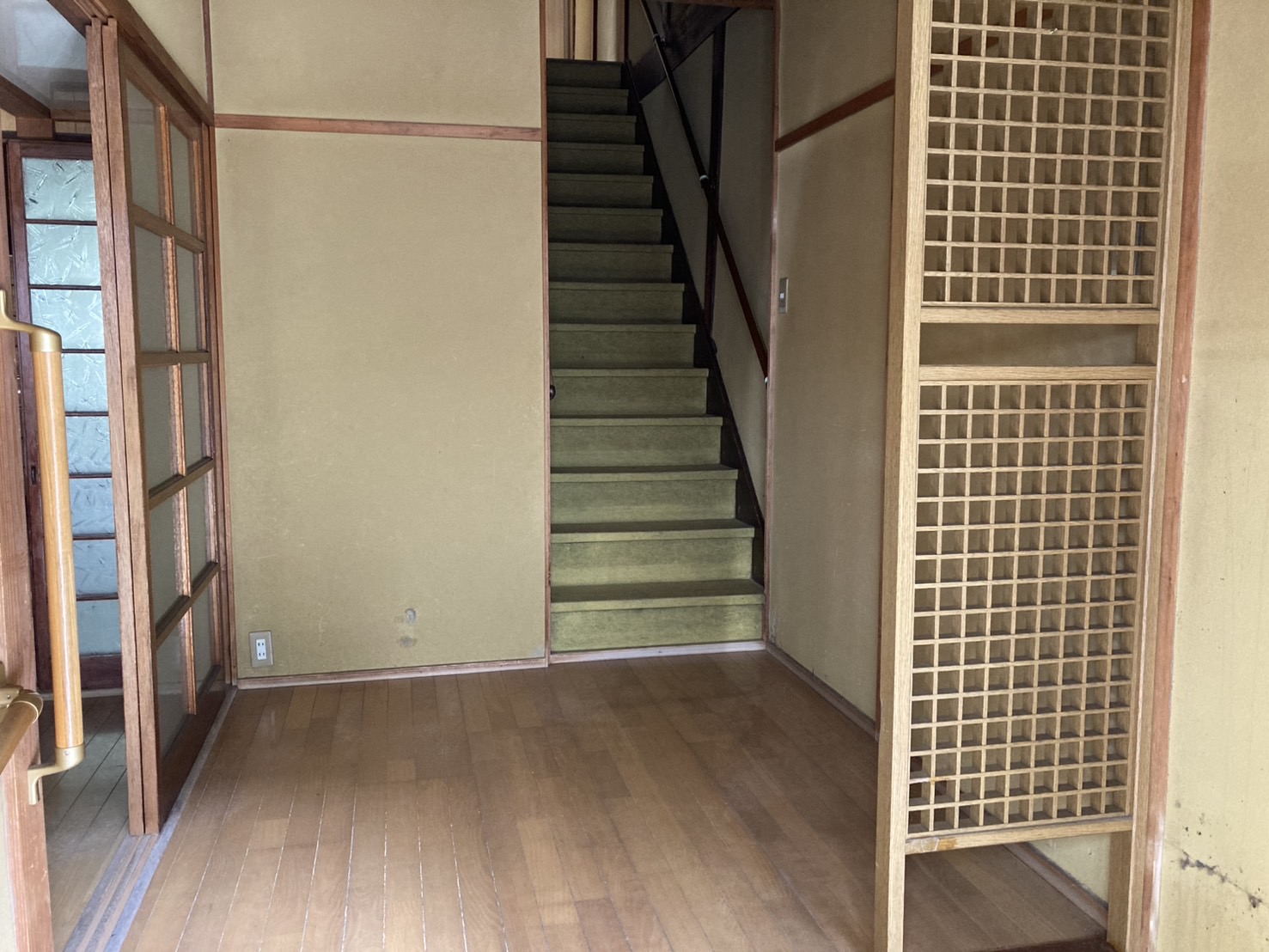 生野区新今里3丁目 長屋の玄関写真