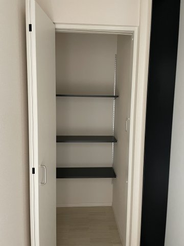 収納　別室参考写真