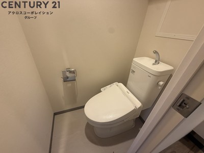 トイレ　温水洗浄便座付きでおすすめ！