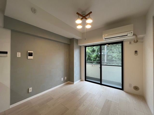 居室・リビング　他のお部屋になります。
