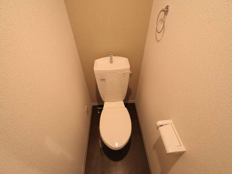 トイレ　トイレ（お風呂トイレ別）温水洗浄便座取り付け可