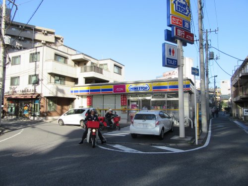コンビニ　ミニストップ千葉長洲店（コンビニ）まで244m