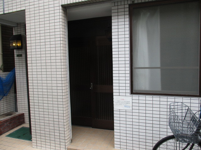 エントランス　1階専用玄関になります