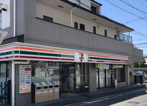 コンビニ　セブンイレブン 豊中螢池中町店（コンビニ）まで565m