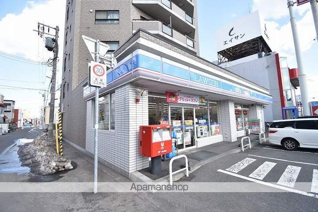 コンビニ　ローソン（コンビニ）まで366m