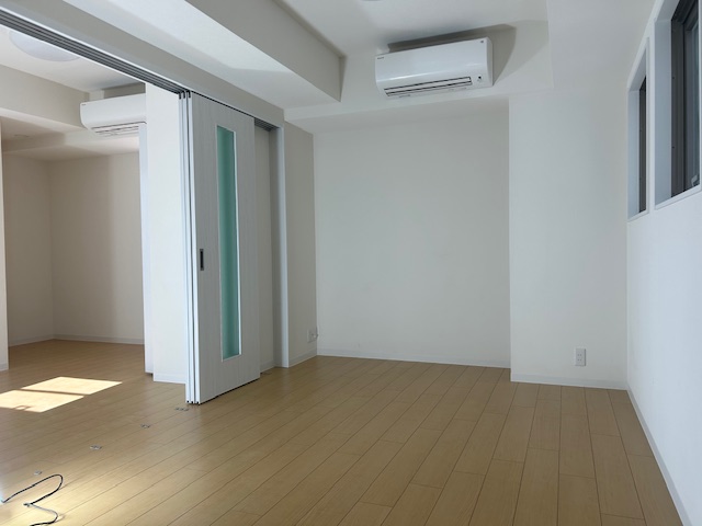 シェーネスハイム大森東の居間写真