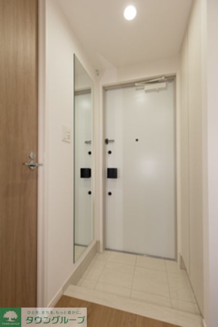 玄関　※写真は同タイプ住戸です。
