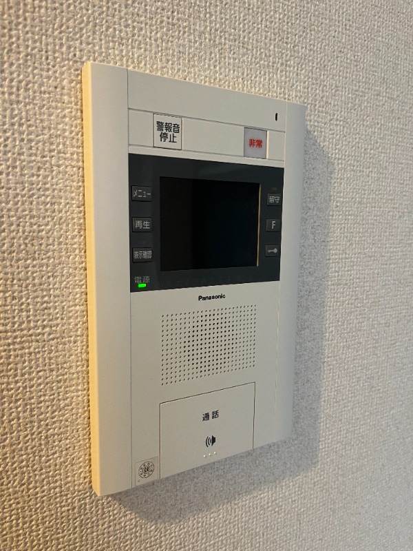 セキュリティ　モニター付きインターホン♪