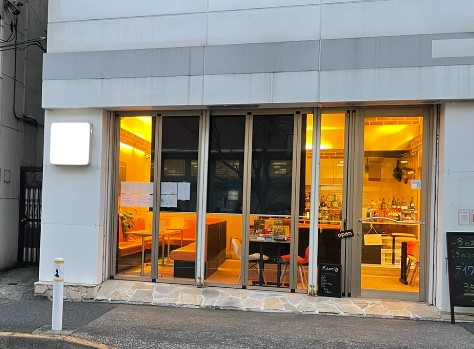 飲食店　カフェバーリルインフィニティ（飲食店）まで149m