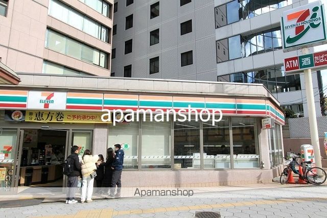 コンビニ　セブンイレブン（コンビニ）まで120m
