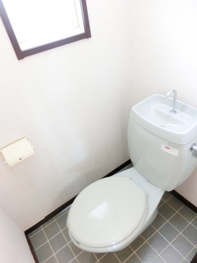 トイレ　※別部屋参考写真☆