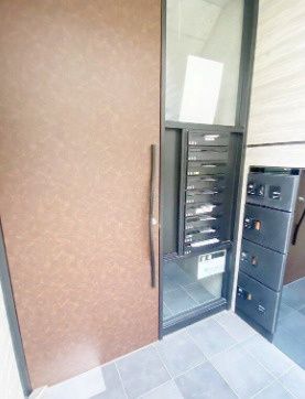 エントランス　毎日通るエントランスはこのようになっています